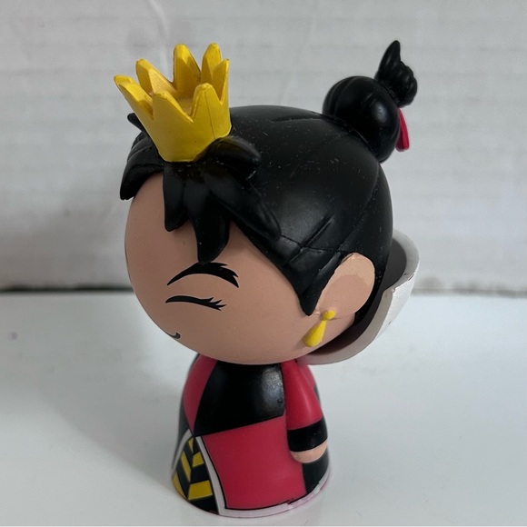 FUNKO DORBZ: Queen of Hearts of Alice in the Wonderland - Picture 8 of 8
